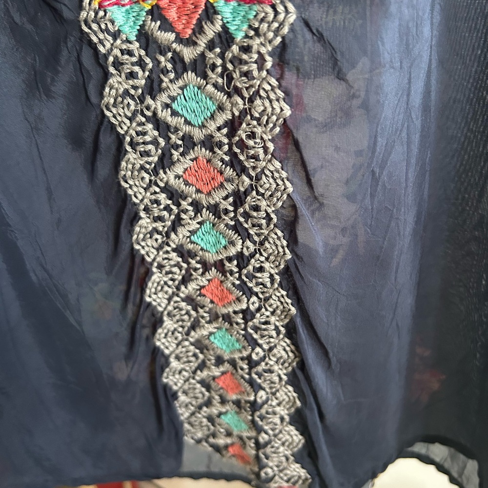 Johnny Was Navy Floral Embroidered Boho Blouse - Picture 4 of 11